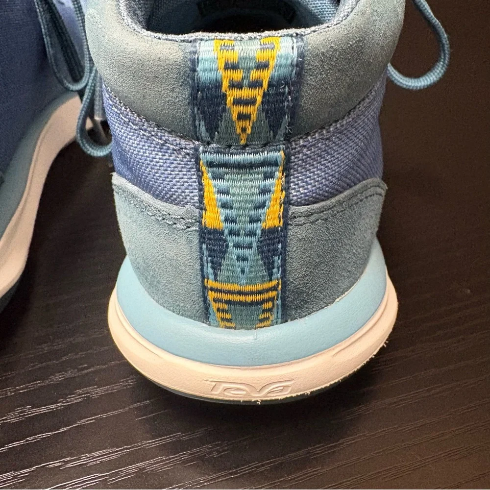Teva Chukka Shoe Women's SZ 5 Wander Canvas Blue‎ Hi Top Comfort Cool FLAW